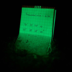Carnet phosphorescent tout-temps 60 pages 96 x 148 cm vert olive