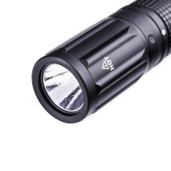 Lampe tactique rechargeable E52D - éclairage blanc - 3700 lumens